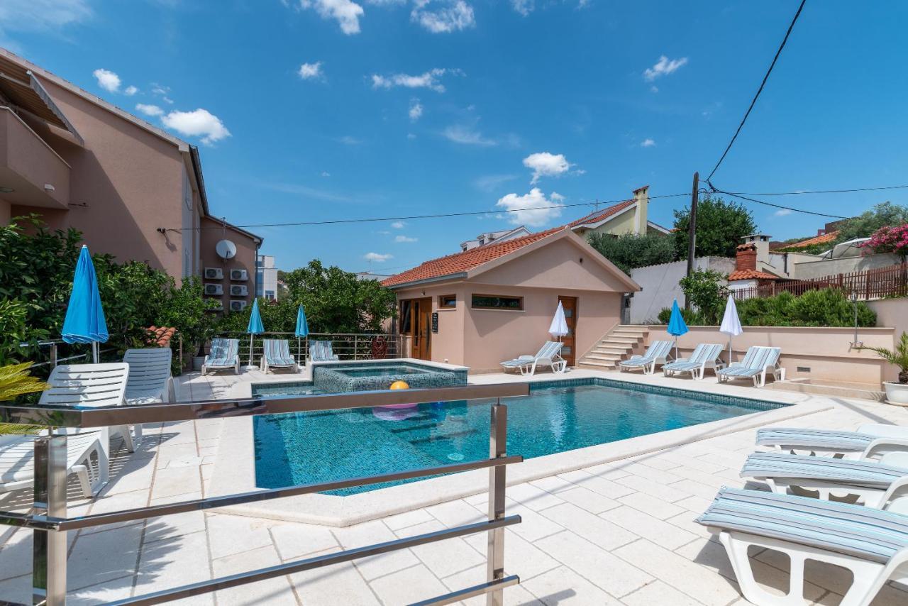 Apartments Villa Magdalena Trogir Exterior foto